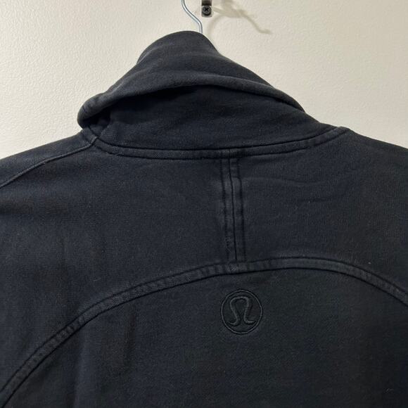Lululemon Womens Size 4 To You Black Tunic Turtleneck Logo Sweatshirt Athletic - Picture 6 of 6